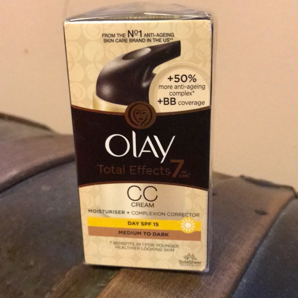 Olay Total Effect 7 - Picture 1 of 2